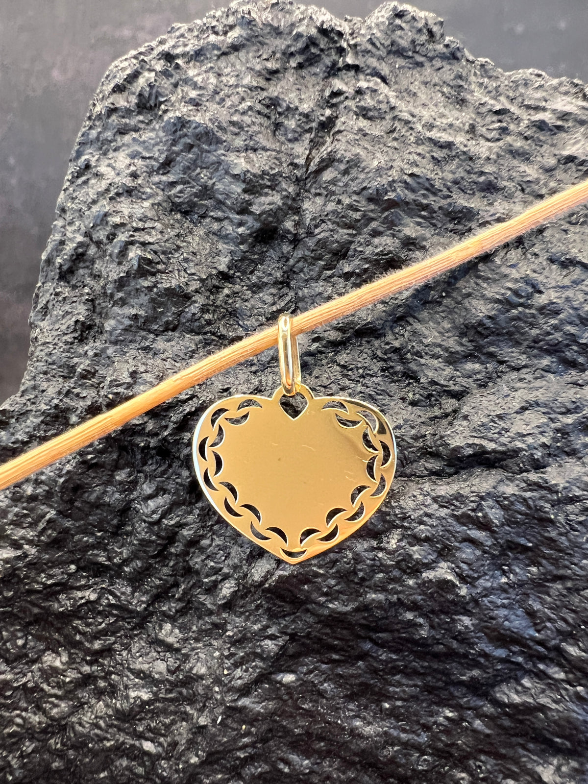 Persönliches Herz · 333 Gold Anhänger · Gelbgold · Gravur