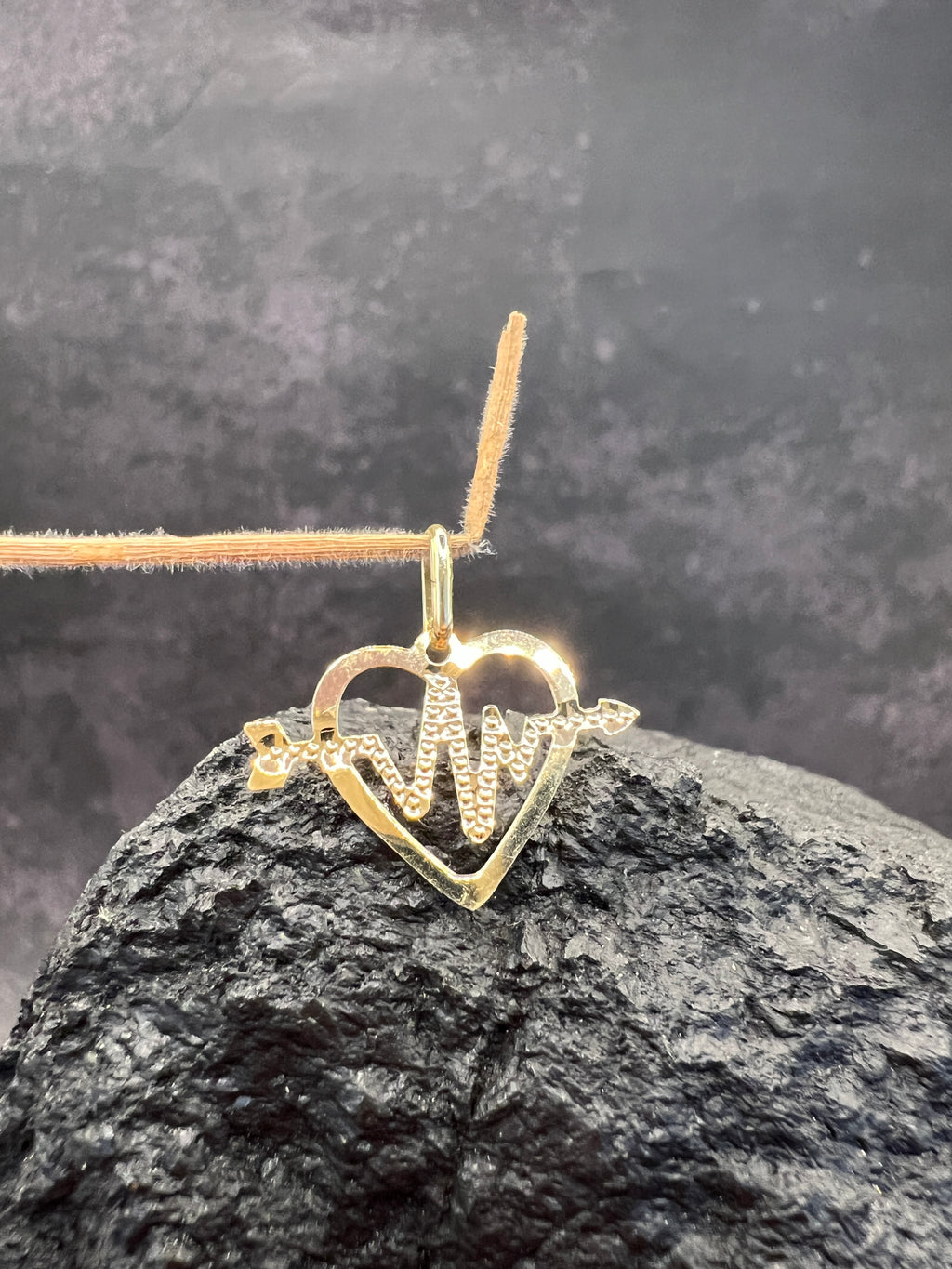 Herzpfeil der Liebe · 585 Gold · Anhänger · Herz · beidseitig