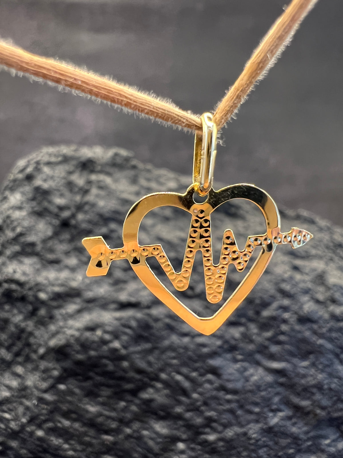 Herzpfeil der Liebe · 585 Gold · Anhänger · Herz · beidseitig
