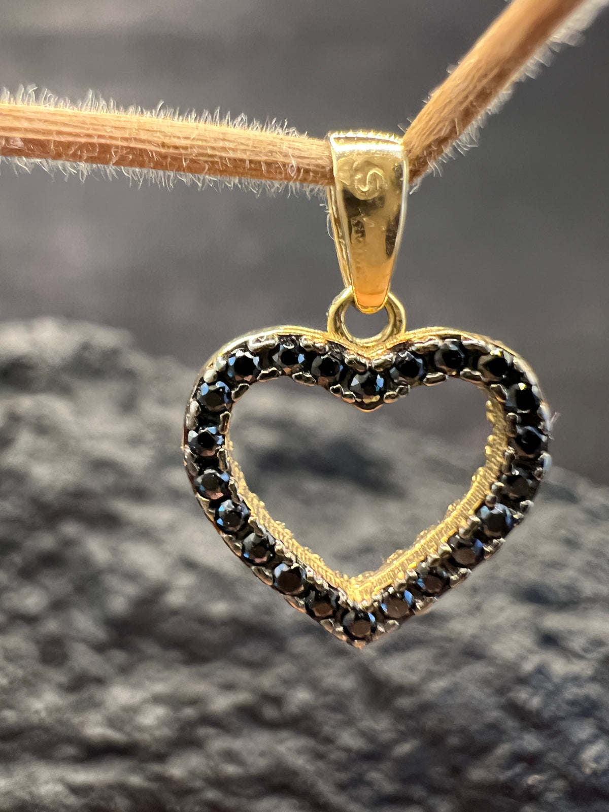 585 Gold · Herz-Kollektion · wendbare Herzen · Zirkonia