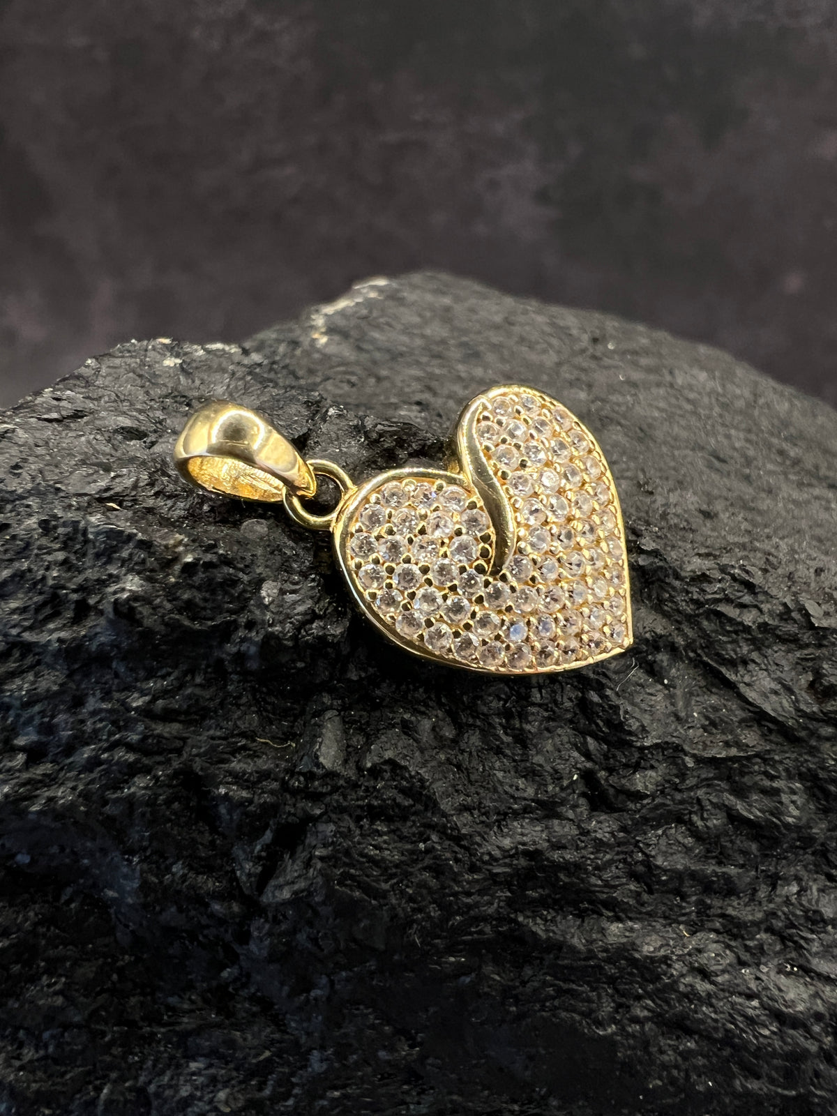 585 Gold · Anhänger · Herzanhänger · Herzenswelle · weiße Zirkonia