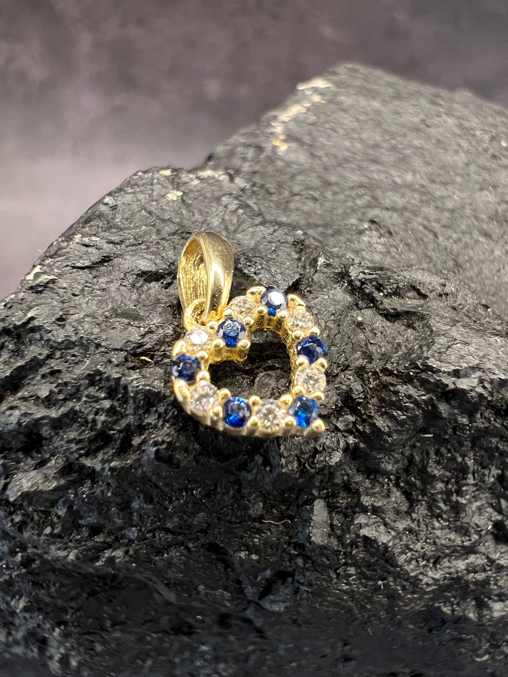 585 Gold · Anhänger · Herzanhänger · little Love · weiß/blaue Zirkonia