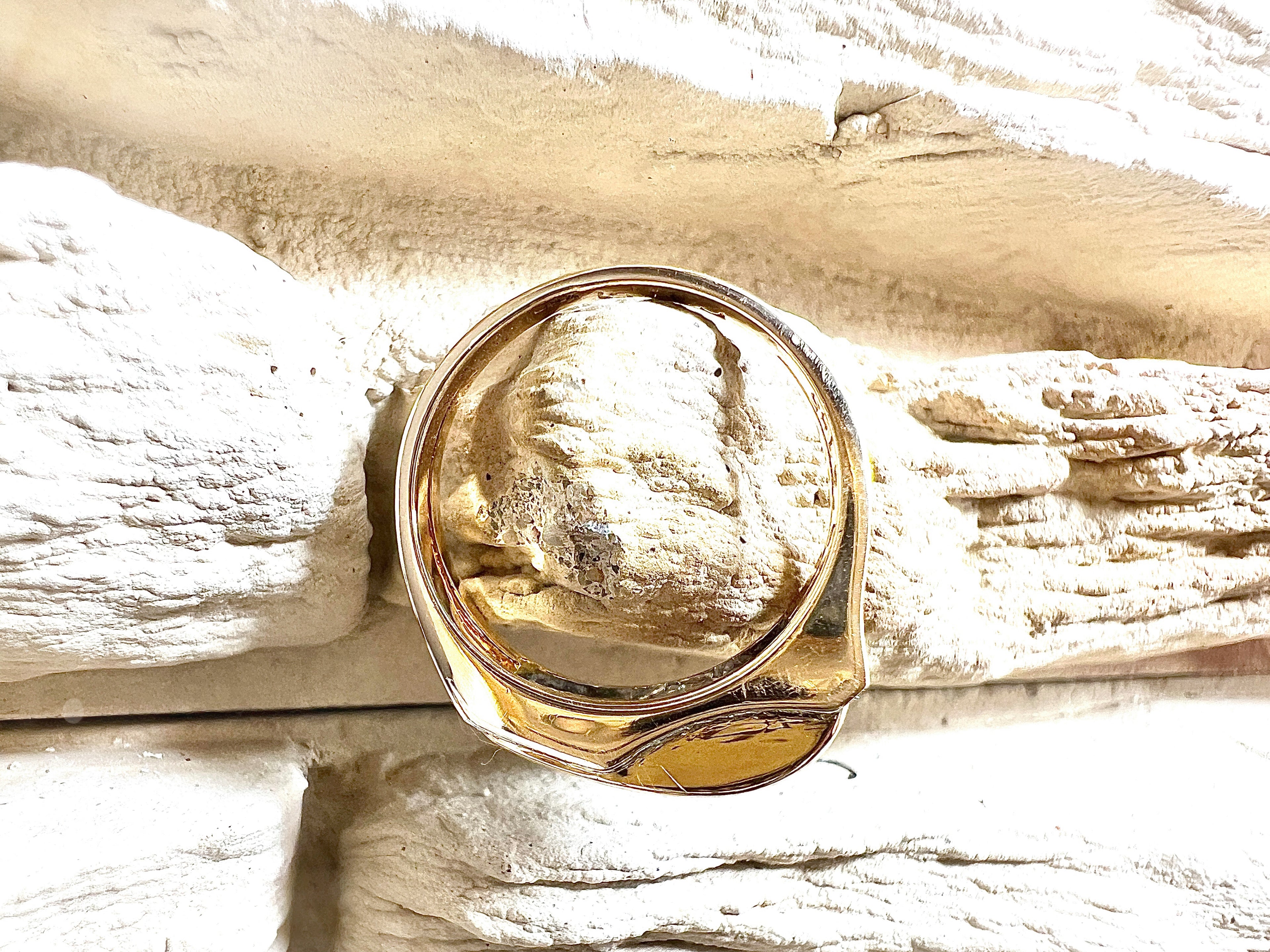Luxus-Unikat Rubinring „Rubinlicht“ – 585er Gelbgold mit Rubinen & Diamanten - UNIKAT