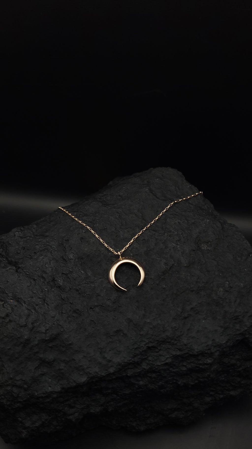 gr. Kollektion "Luna" · 925 Sterling Silber · Sichelmond · Symbolik