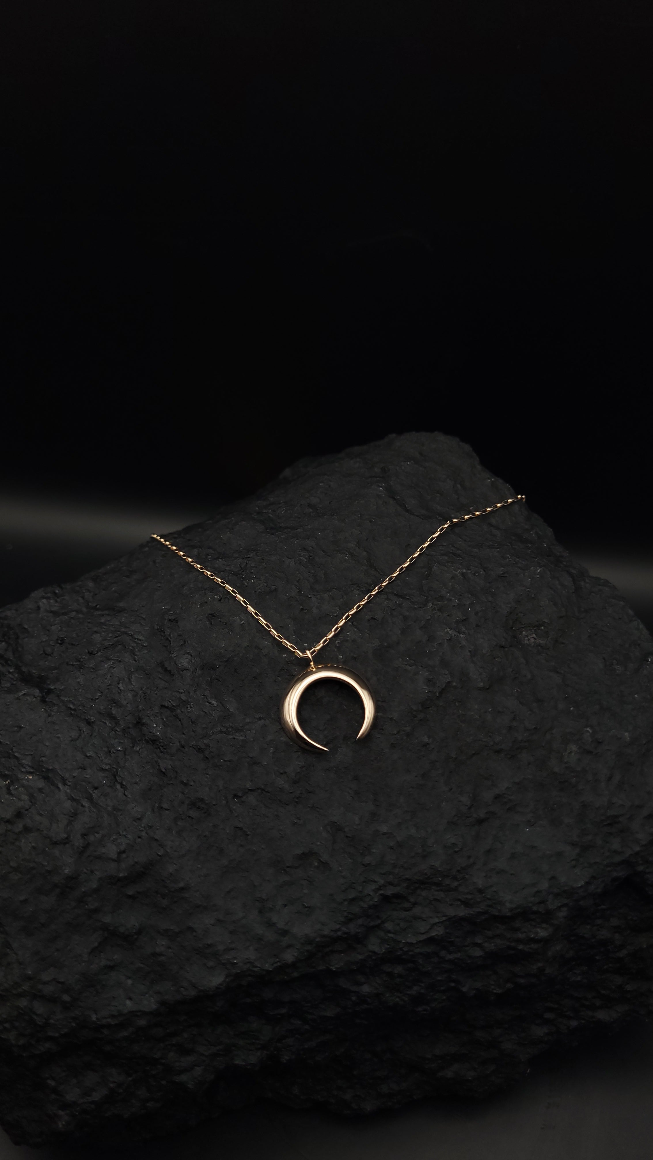 gr. Kollektion "Luna" · 925 Sterling Silber · Sichelmond · Symbolik