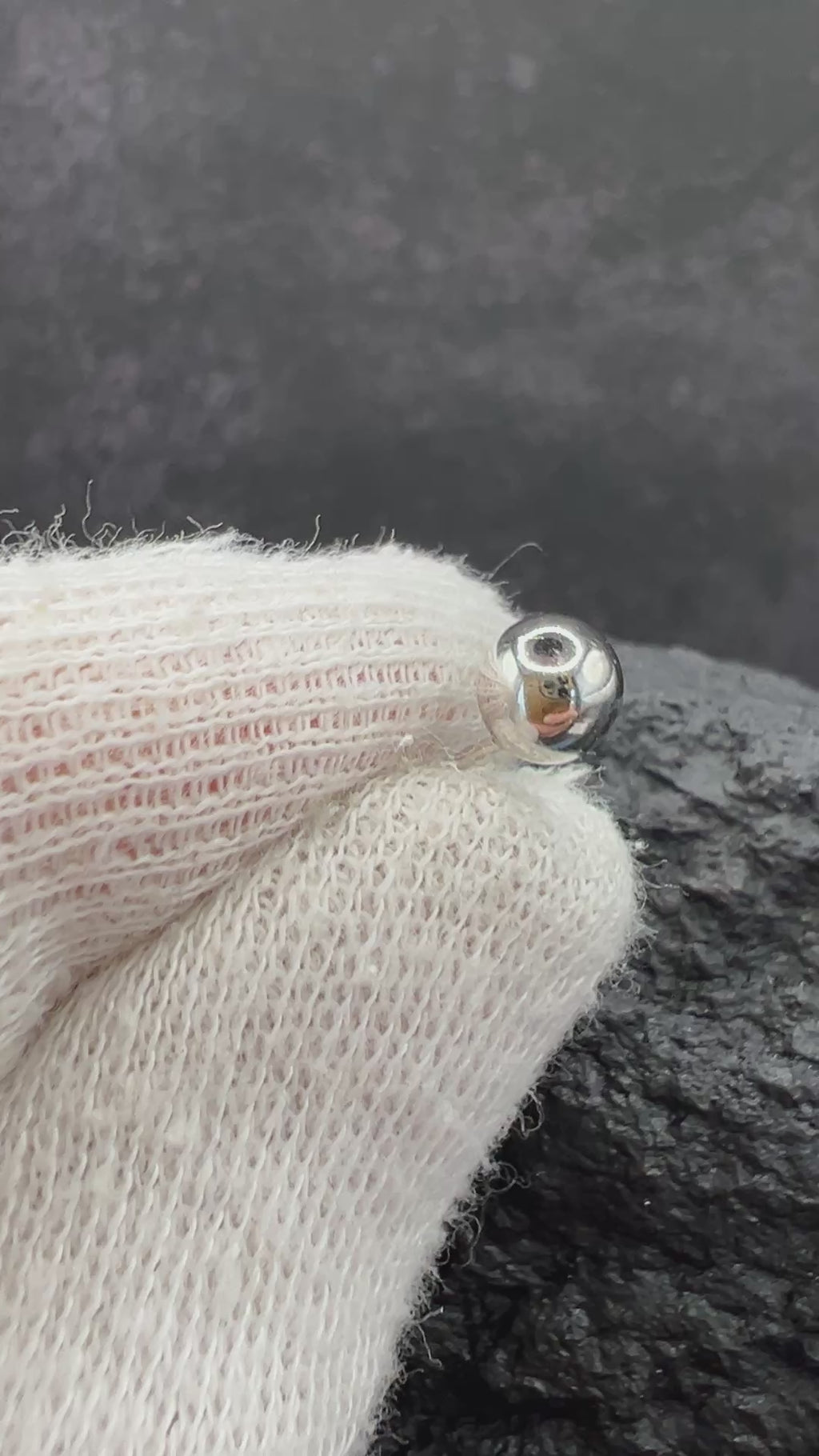 Kollektion Ohrstecker 585 Weißgold · Kugeln · polierte Oberfläche · unisex