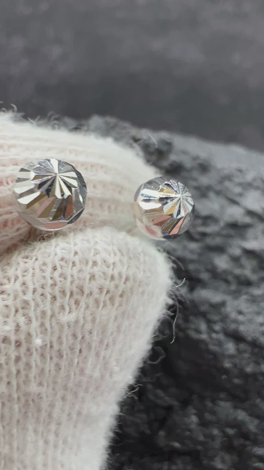Ohrstecker 585 Weißgold · Kugeln · Sonnenschliff · unisex · 5 mm