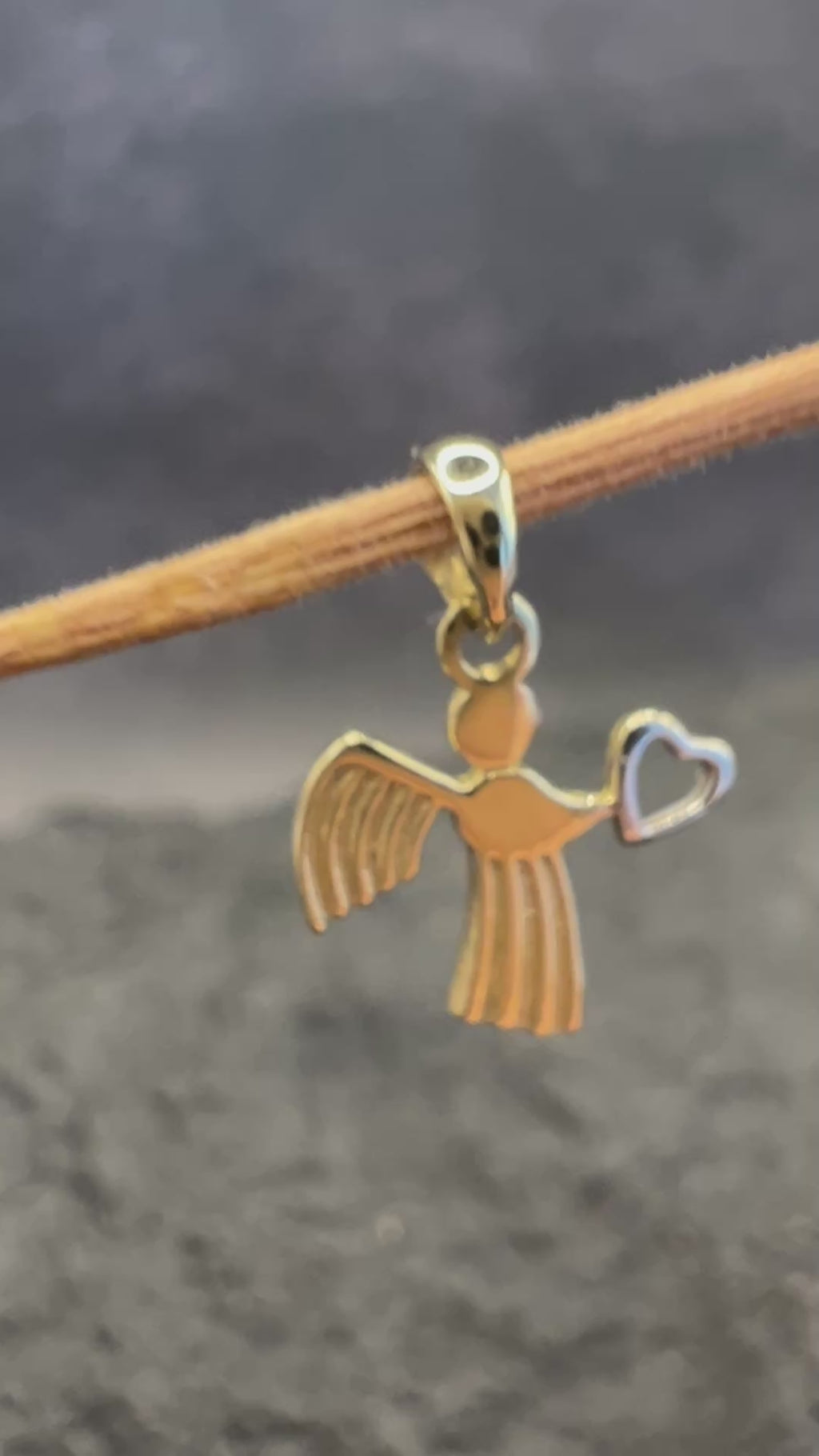 585 Gold Anhänger • Schutzengel mit Herz • 14 Karat • Bicolor • Love