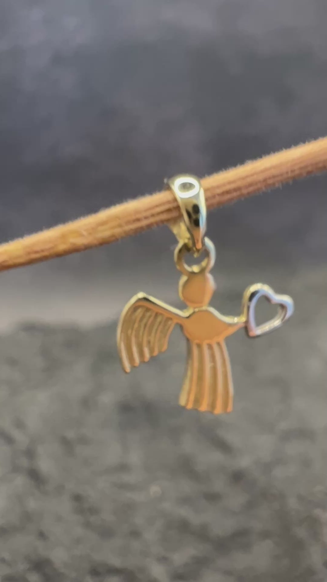 585 Gold Anhänger • Schutzengel mit Herz • 14 Karat • Bicolor • Love